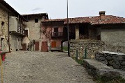 86 La piazzetta di Vattarola